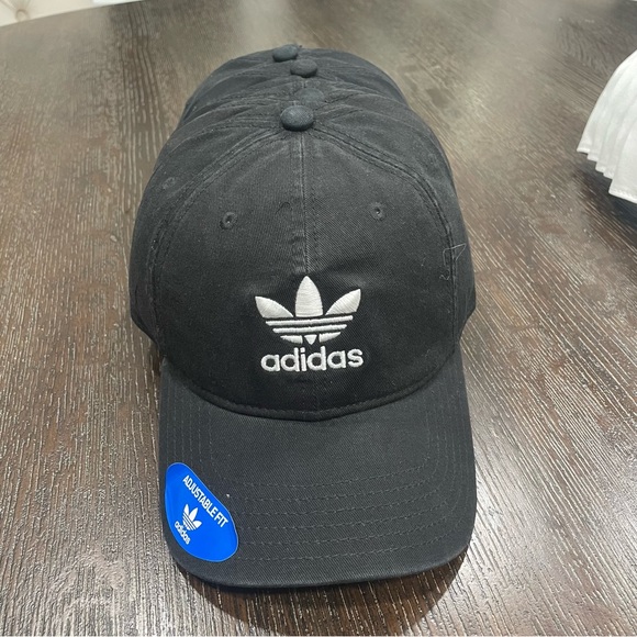 Adidas Black Men’s Adjustable Hat - Picture 1 of 4